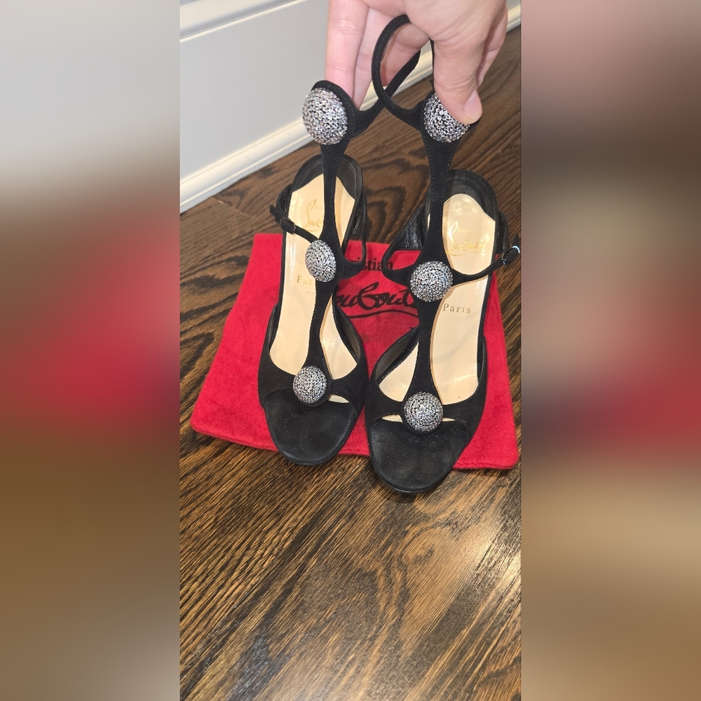 Christian Louboutin Spartenvol Strass 100 Suede Sandal, Size 39